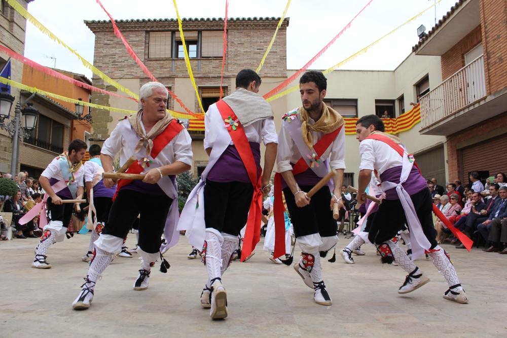 El dance de Sena es uno de los más completos de Aragón.