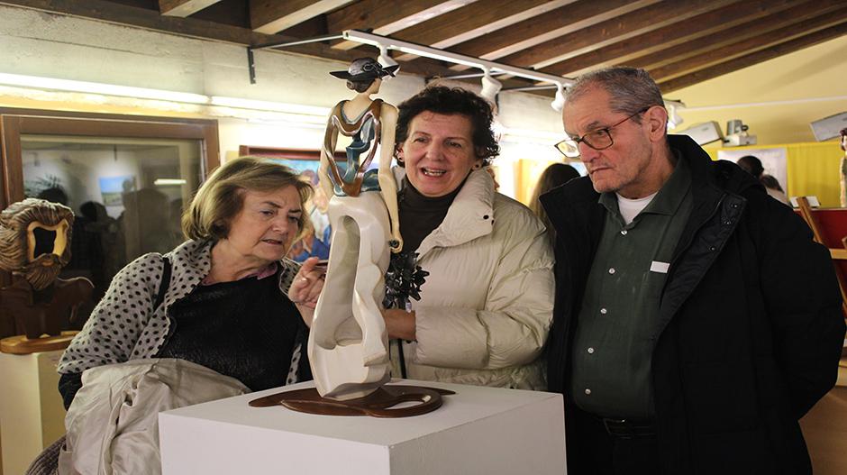 La inauguración atrajo a un gran número de personas.