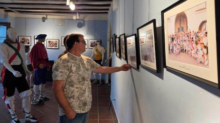 Imagen La exposición de los dances de Los Monegros recala en Sena